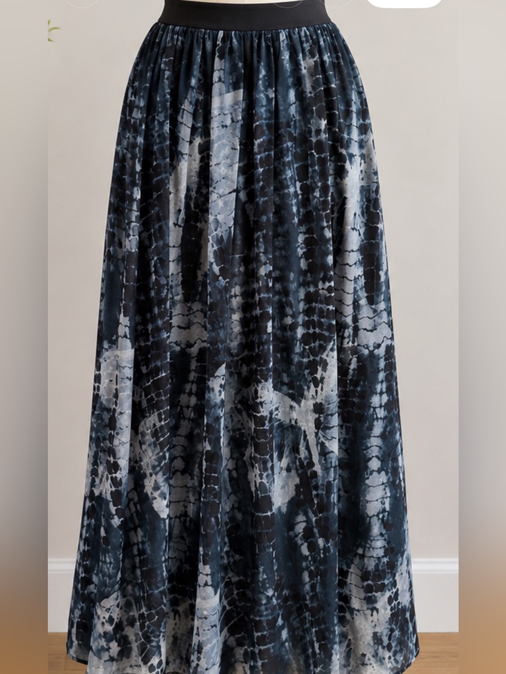 Dkny Black Maxi Skirt with Gray Tie-Dye Overlay